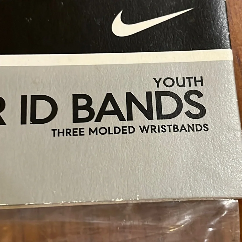 Nike Baller ID bands wristbands YOUTH sized 2005 white red blue Heart